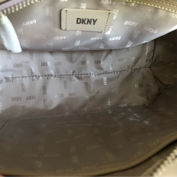 DKNY Bryant MD Tote, NWT - Picture 5 of 7